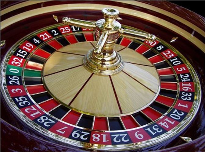 3 Card Rummy کھلاڑیوں کے لیے لائیو کیسینو سیکشن