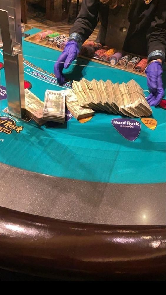 پاکستان کے 3 Card Rummy کھلاڑیوں کے لیےجیک پاٹ گیم